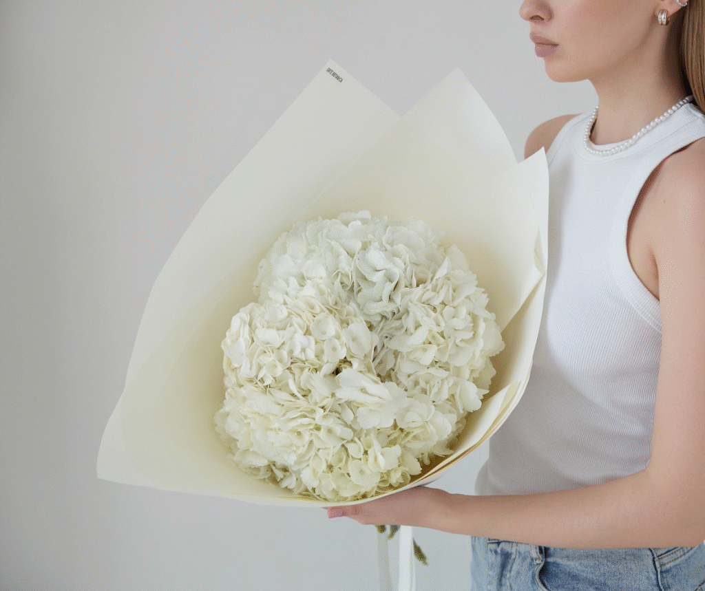 Монобукет из 5 гортензий